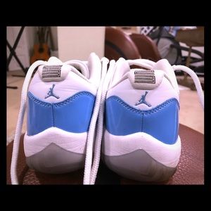 Jordan 11 retro low size 9.5